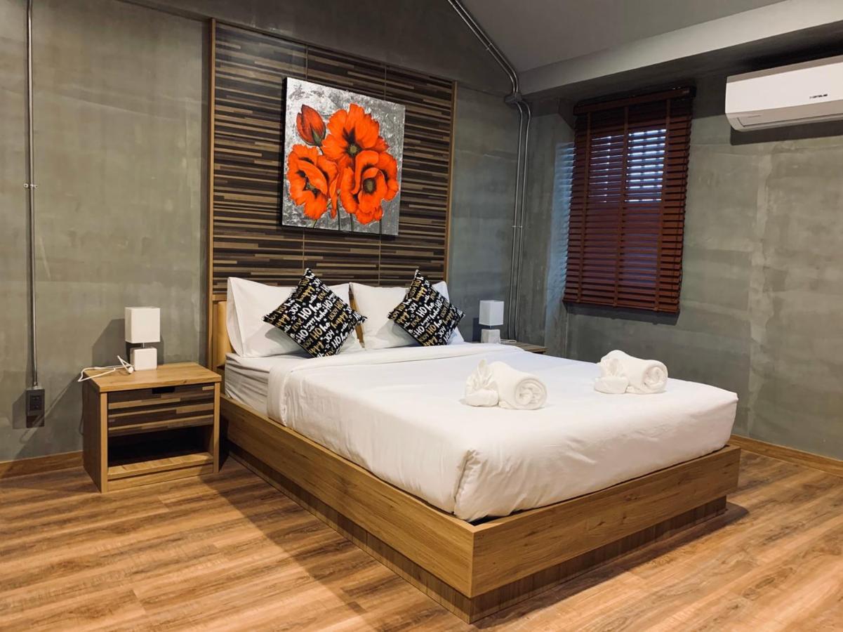 Pinghostel (Adults Only) Chiang Mai Exterior photo